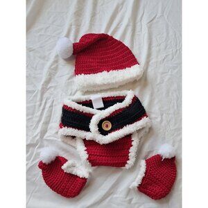 0-6 mo So ‘Dorable Baby Infant Hand Crocheted Set Trim Santa Set Photo Op